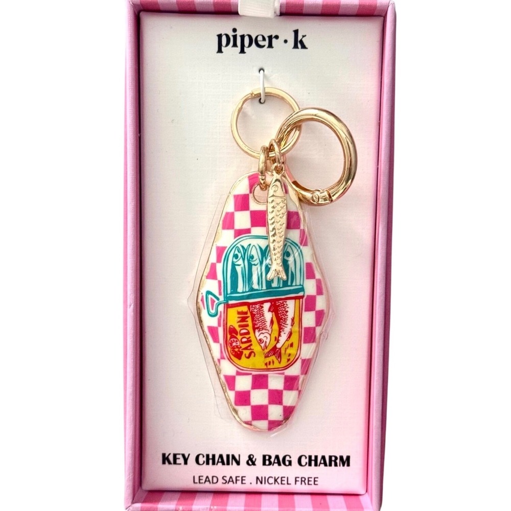 Piper K Sardine Can Key Chain Bag Charm Pink Checkered Motel Fob Gold Tone‎ New
